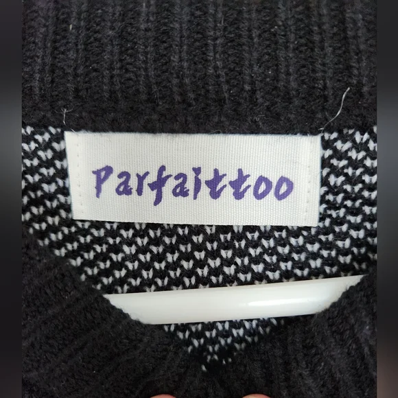 Rabbit Sweater - Picture 3 of 3